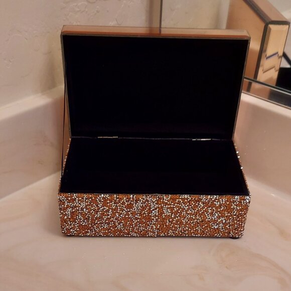 Pink Rose Sparkle Jewelry Makeup Box with a Monogrammed J (NWOT) - Picture 8 of 12